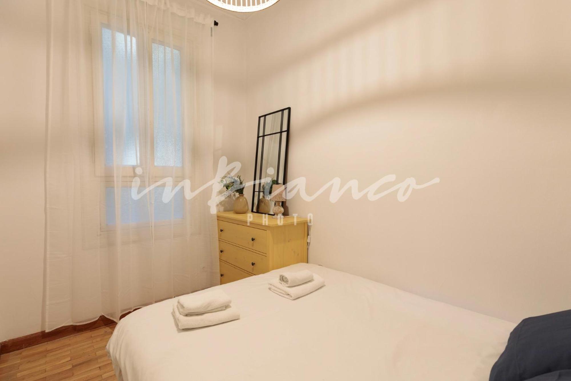 Be Barcelona Plaza Catalunya Apartment Exterior photo
