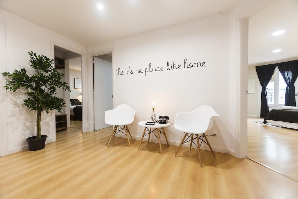 Be Barcelona Plaza Catalunya Apartment Room photo