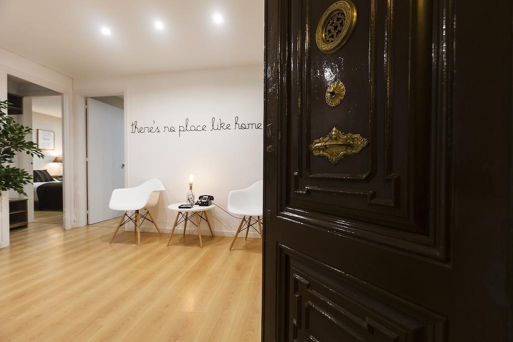Be Barcelona Plaza Catalunya Apartment Room photo