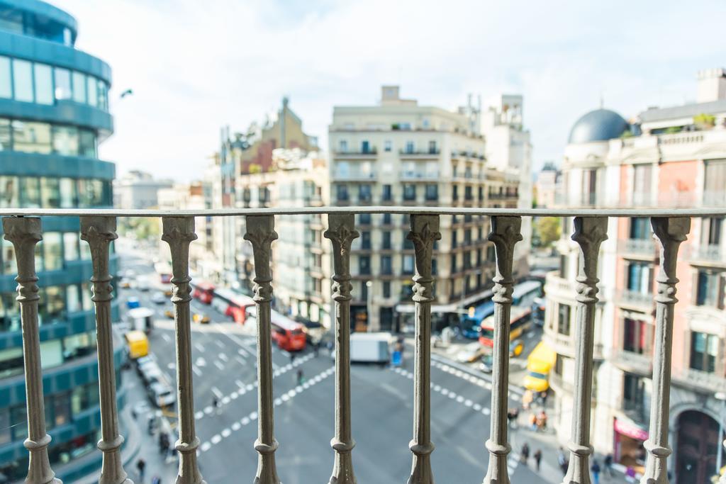 Be Barcelona Plaza Catalunya Apartment Exterior photo